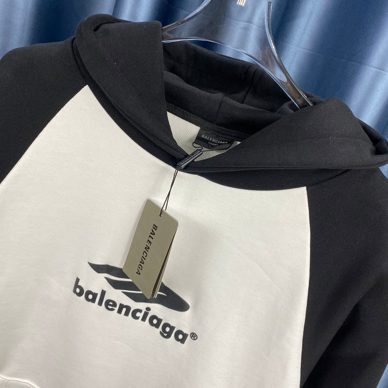 695 | Balenciaga